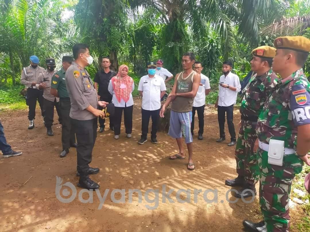 Polsek Patumbak Bersama TNI, Tokoh Agama dan Muspika Komit Berantas Judi.
