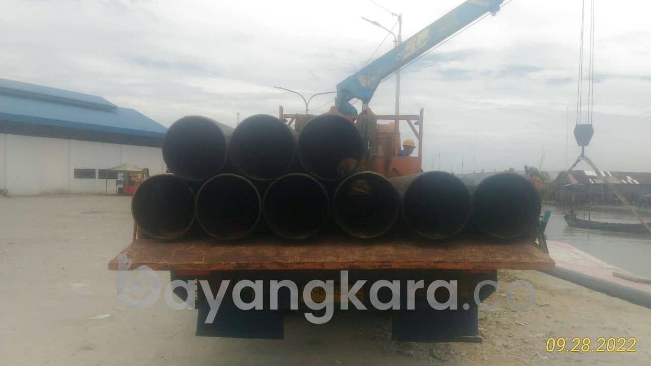 Diduga Pipa Besi Tak Bertuan Masuk Di Pelabuhan Tanjung Tiram. 