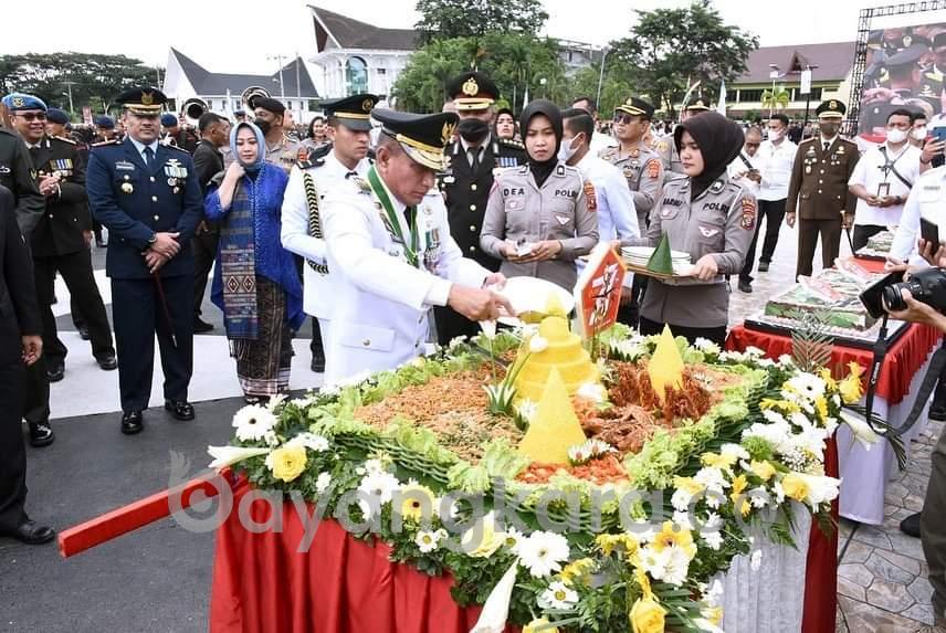 Memperingati HUT TNI Yang Ke-77 tahun, Gubsu Edy Rahmayadi “Pentingnya Menjaga Loyalitas Dan Jiwa Korsa Dalam Menghadapi Tantangan Bangsa Kedepan”. 