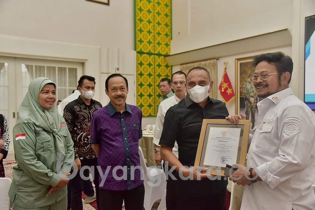MENTAN KUNJUNGI GUBSU DALAM RANGKA MENINGKATKAN KETAHANAN PANGAN DI SUMUT. 
