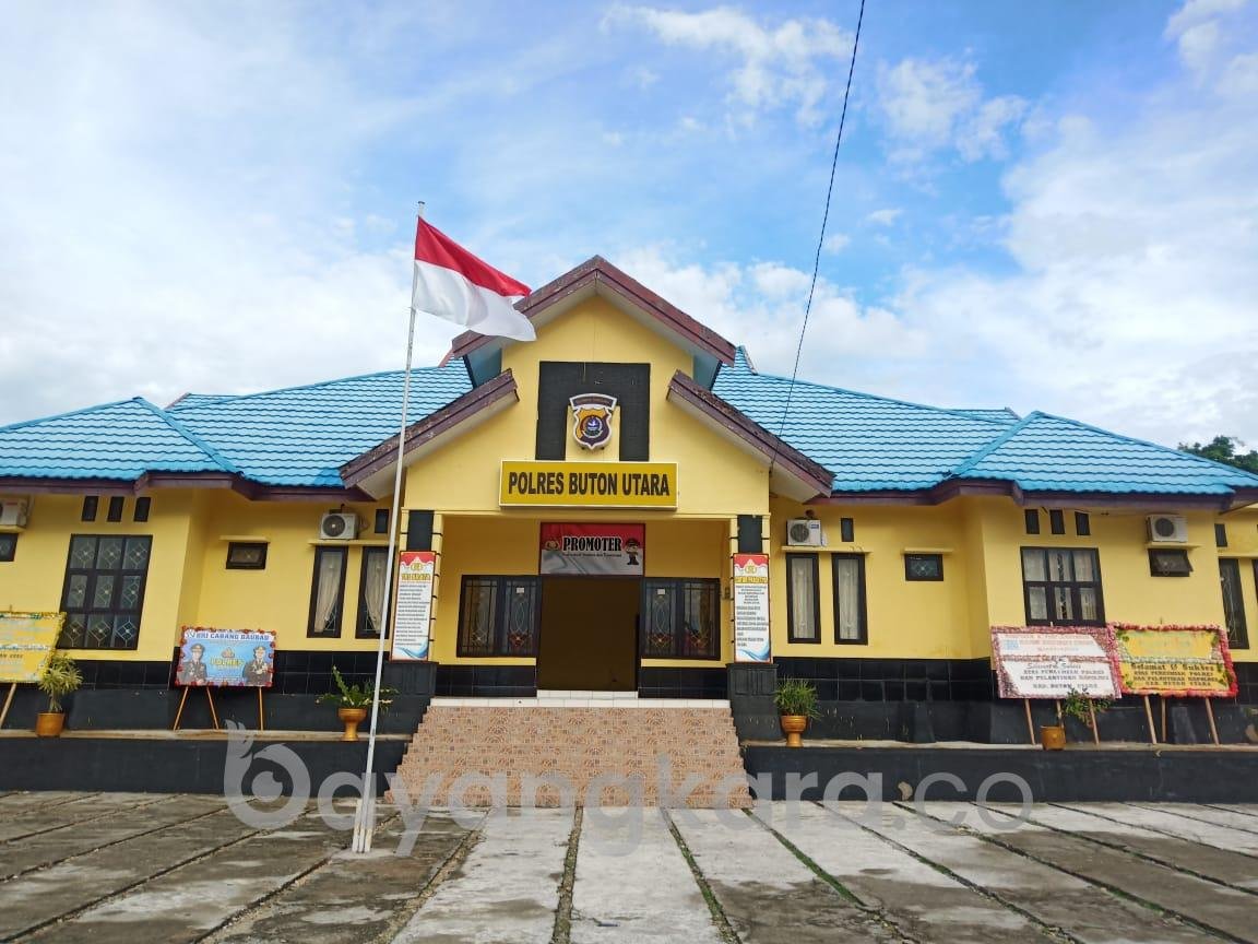 SUNGGU KEJI KELAKUAN GURU HONORER CABULI SISWI KELAS 3 SD,DI BUTON,PELAKU PINGSAN SAAT DI TANGKAP POLISI