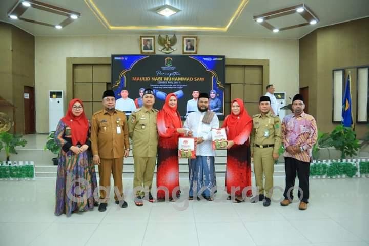 Hadiri Peringatan Maulid Nabi Muhammad SAW, Bupati Ajak ASN dan Non ASN Menjadikan Nabi Muhammad Menjadi Suri Tauladan Untuk Kehidupan Sehari – hari