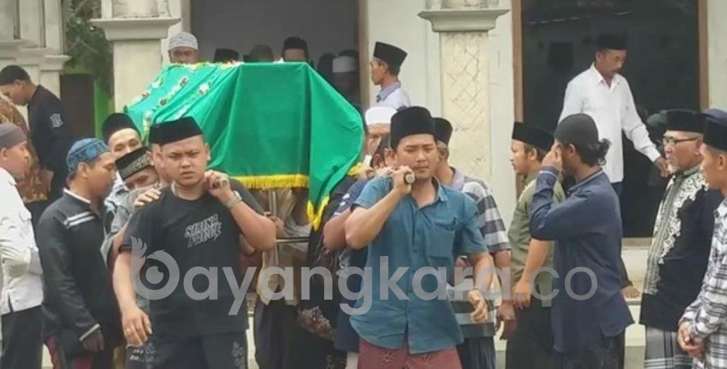9 ORANG TEWAS AKIBAT LEDAKAN BOM IKAN DI PASURUAN