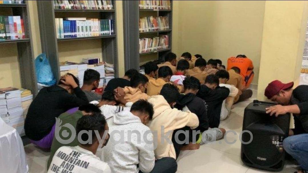 23 Pelajar Diringkus Polisi Dikarenakan terlibat perampokan Di Antaranya 1 Orang Ditetapkan Sebagai Tersangka