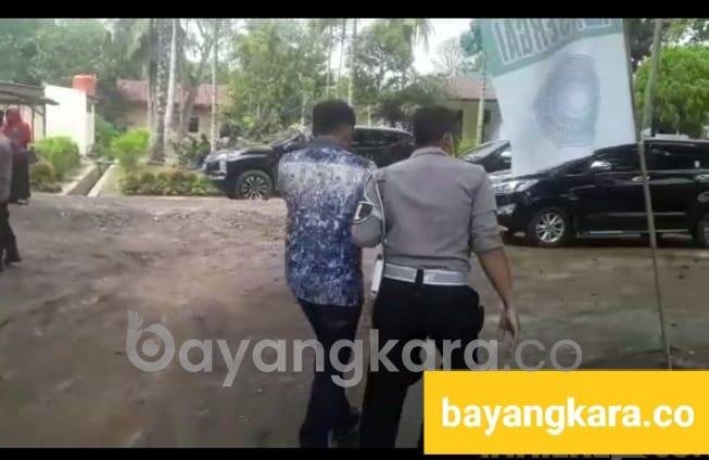 Tenaga Honorer dan ASN Saling Adu Jotos, sang Ajudan Bupati Sergai Alami Luka