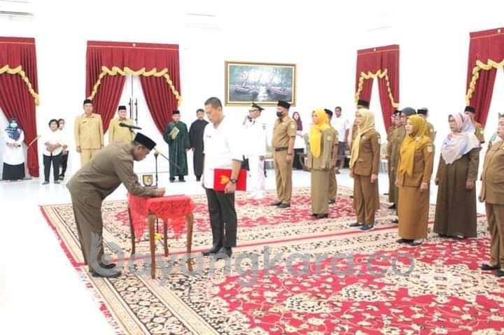 Bupati Sergai Lantik Pejabat Administrator dan Kepala Sekolah