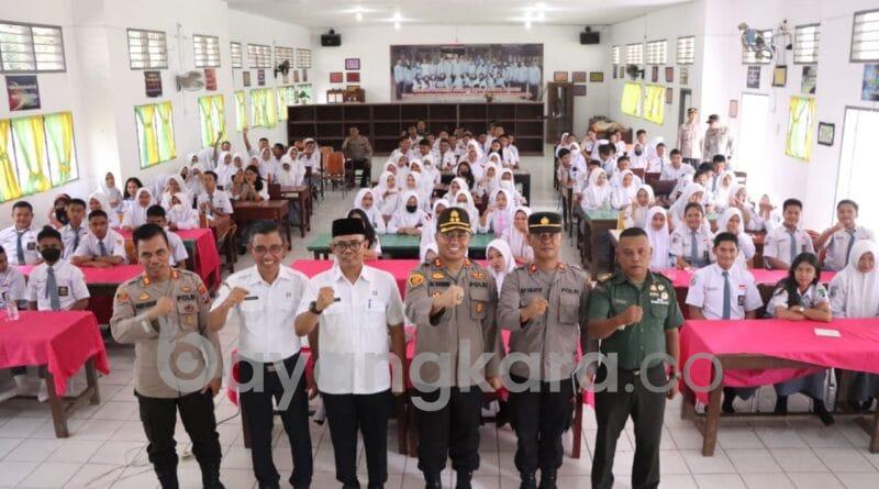 Kunjungan di SMAN 1 Perbaungan, Kapolres Sergai : Hindari, Jauhi Narkoba, Karena Narkoba Merusak Generasi Bangsa