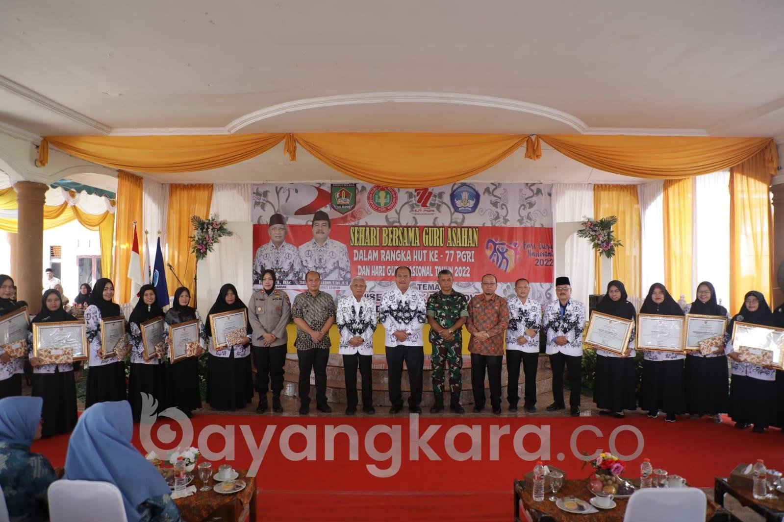 Bupati dan Wakil Bupati Asahan Ikuti Rangkaian Kegiatan Sehari Bersama Guru Dalam Rangka HUT Ke-77 PGRI dan Hari Guru Nasional Tahun 2022.