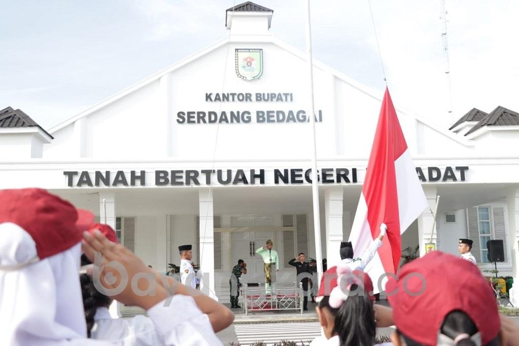 Sambut Hari Guru, Pemkab Sergai Gelar Upacara