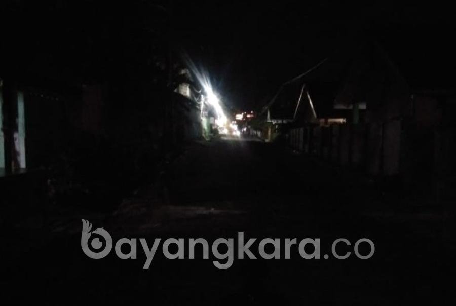 Sangat Disayangkan Minimnya Penerangan Jalan Di wilayah Menuju Kantor Camat Tanjung Tiram.