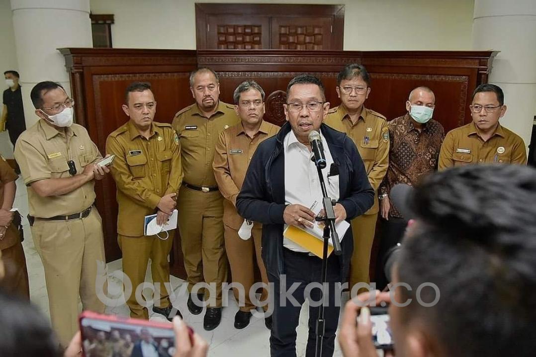 Direktur Utama PT Waskita Karya Destiawan Soewardjono menegaskan proyek perbaikan jalan di Sumatera Utara (Sumut) senilai Rp 2,7 triliun akan selesai sesuai target