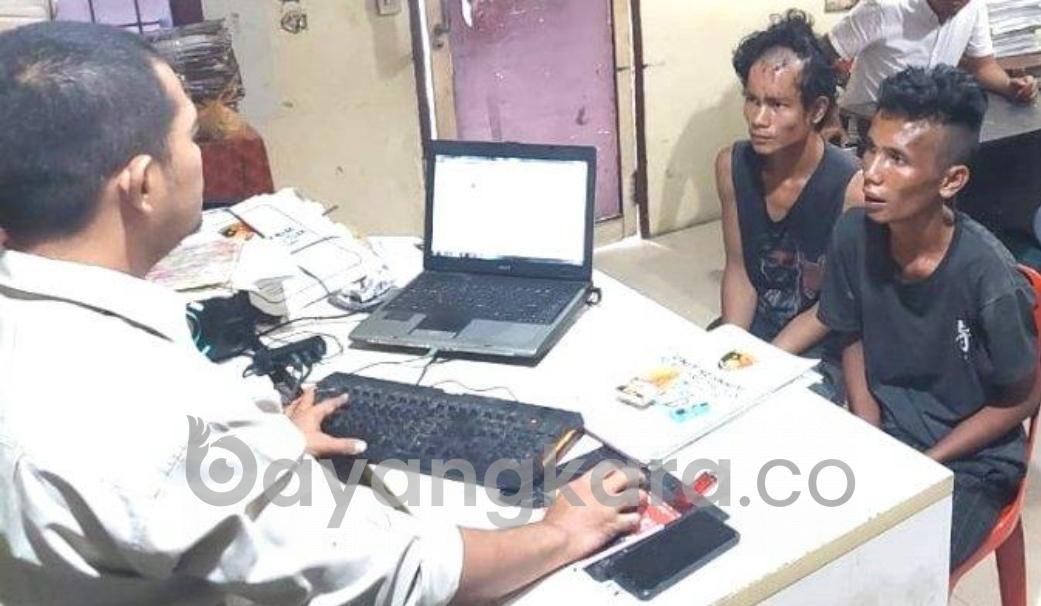 Ini Identitas Dua Maling Besi  yang Diikat di Pohon Hingga Diamuk Kepalanya Bocor