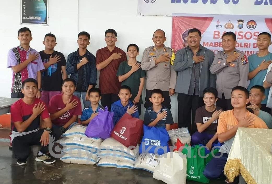 Polda Sumut Salurkan 10.000 Paket Bansos Kepada Masyarakat Kurang Mampu