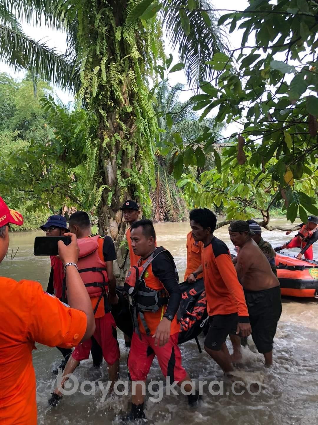 BPBD KAB.BATU BARA, PROVINSI SUMATERA UTARA EVAKUASI KORBAN JATUH DI SUNGAI BAHBOLON. 
