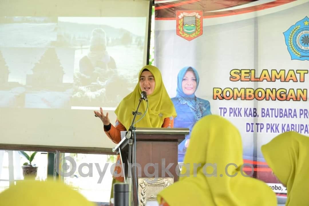 Ketua TP-PKK Batu Bara Ny.Hj.Maya Indriasari Zahir S.E Disambut Hangat Ketua TP-PKK Wonosobo Jawa Tengah. 