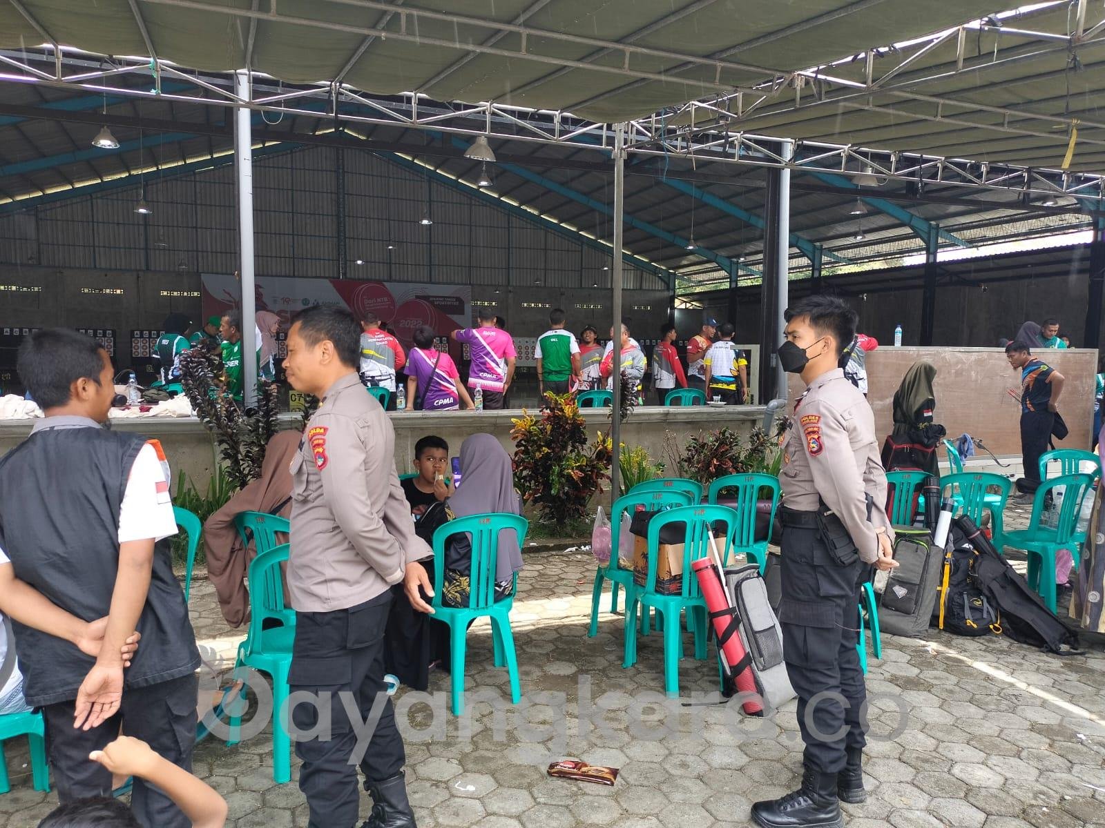 Sat Samapta Turunkan Personil Amankan Lomba Panahan Di KSB