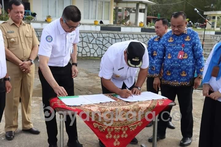 Upacara Peringatan Hari Bela Negara Ke-74 Tahun 2022 Dan Penandatanganan MOU Tentang Jaminan Kesehatan Kabupaten Nias Utara.