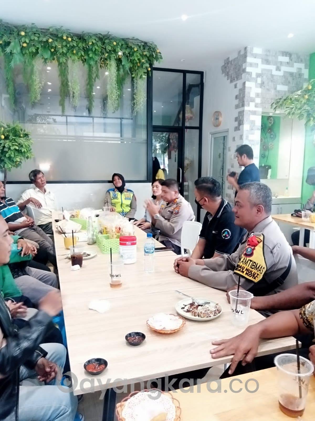 Polrestabes Kota Medan Gelar Jum’at Curhat Bersama Warga Dari Berbagai Elemen Di Wilkum Polsek Medan Kota