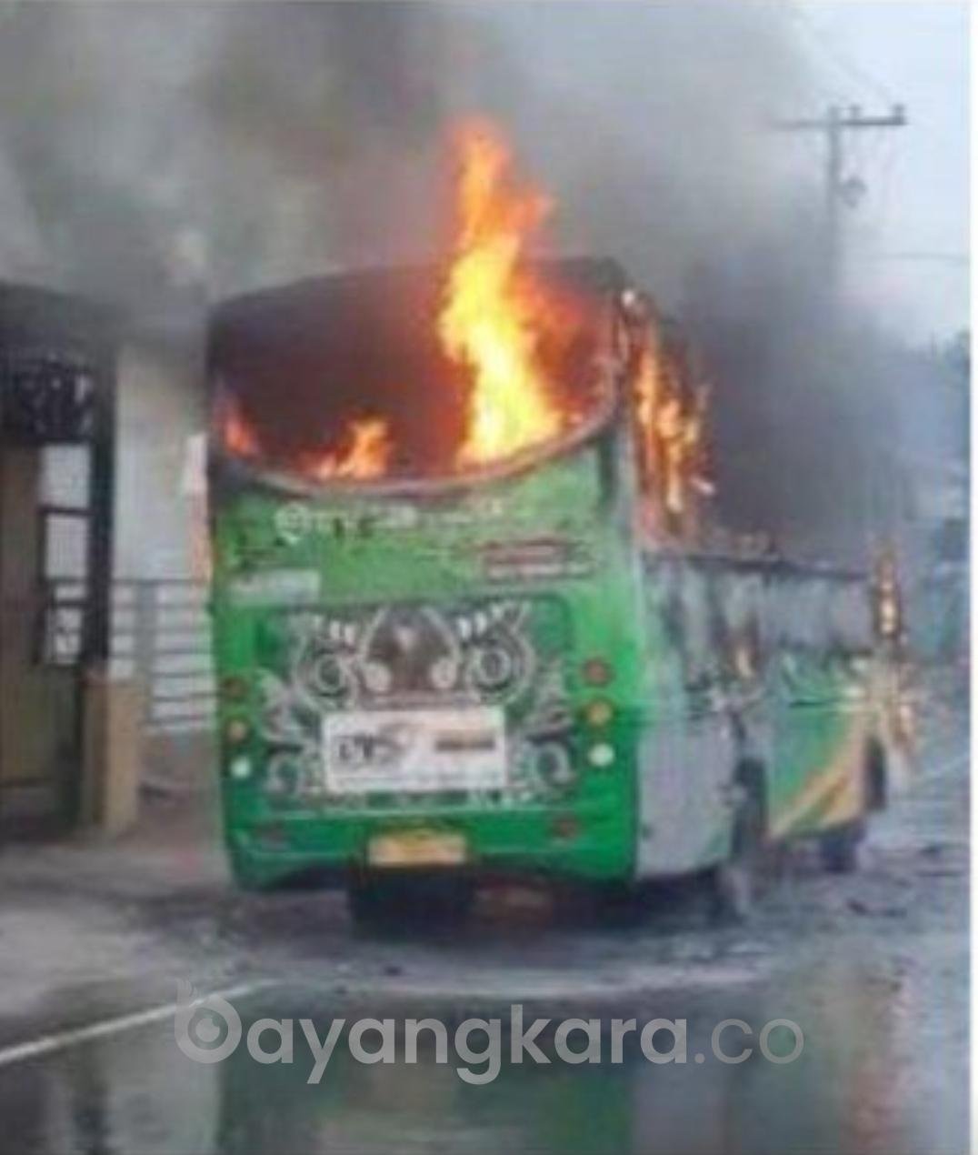 Bus Trans Metro Deli Terbakar Di Jalan Jamin Ginting Medan