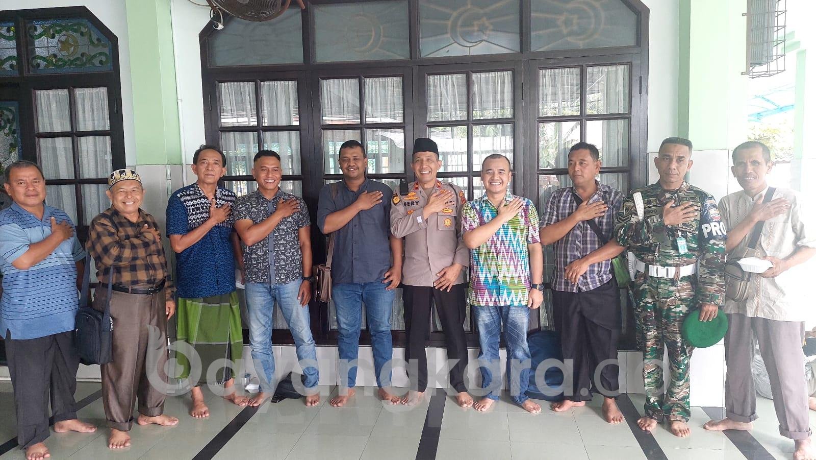 Sat Samapta Polrestabes Medan Giat Jum’at Curhat, Wakasat Samapta “Permudah Dengar Keluhan Masyarakat