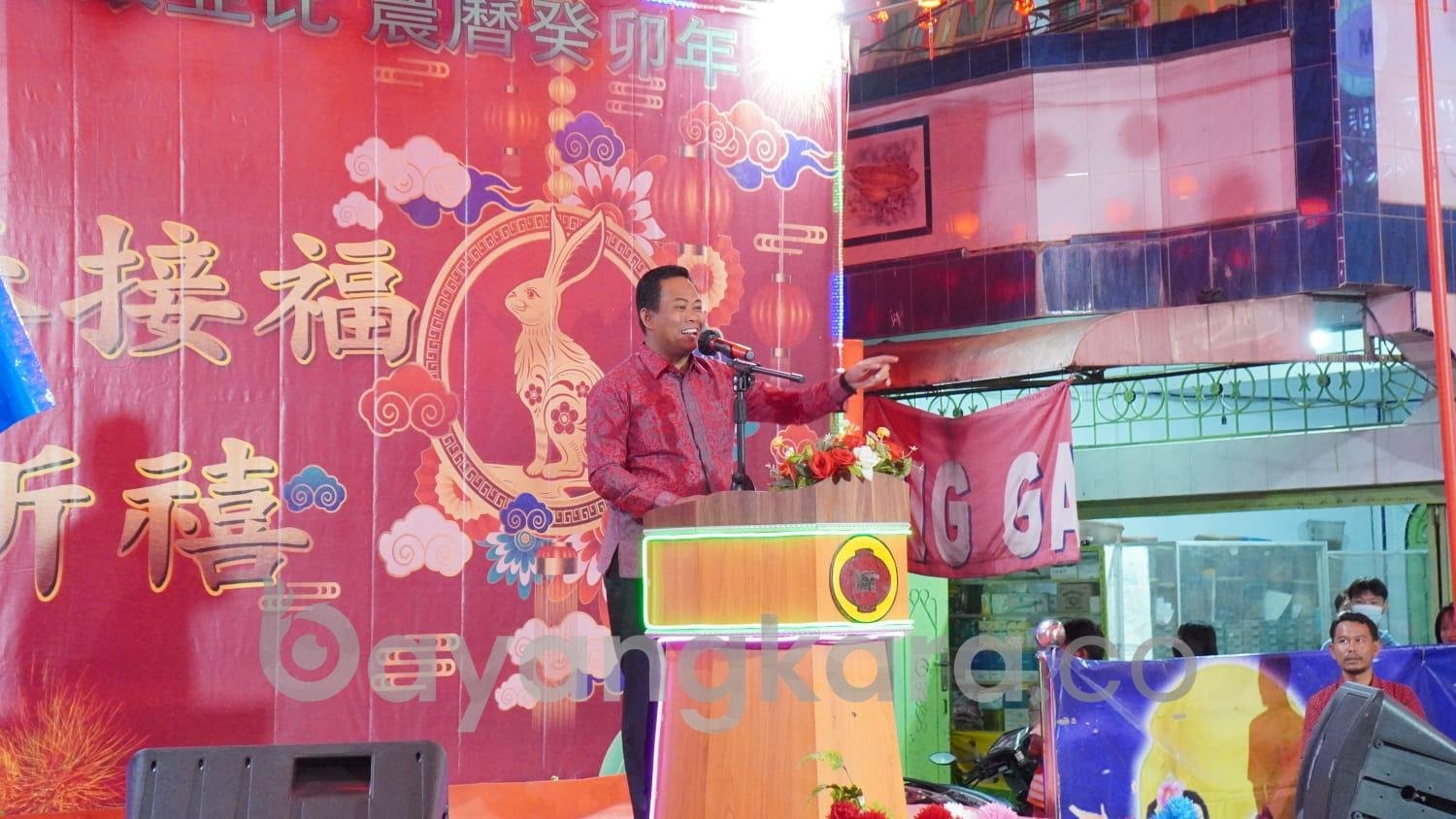 Buka Malam Perayaan Imlek, Wabup Rohil Ajak Semua Suku Bersama Bangun Daerah