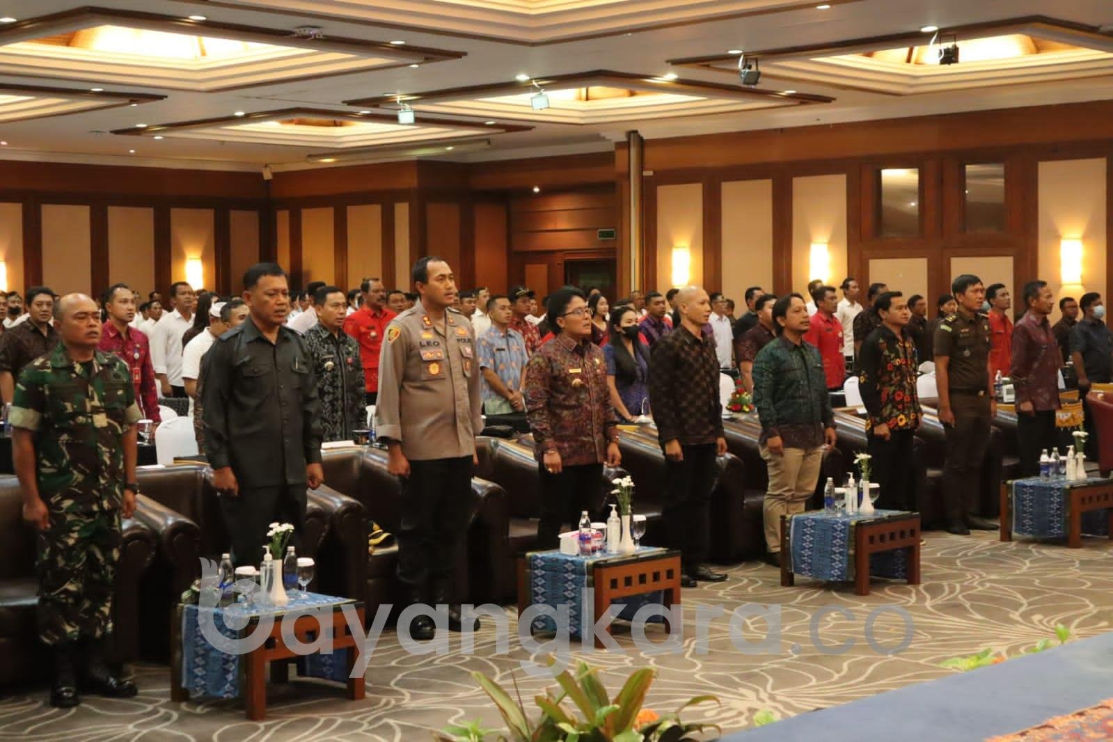 Kapolres Badung Hadiri Pelantikan dan Pengambilan sumpah Janji Anggota Panitia Pemungutan Suara Pemilu Tahun 2024