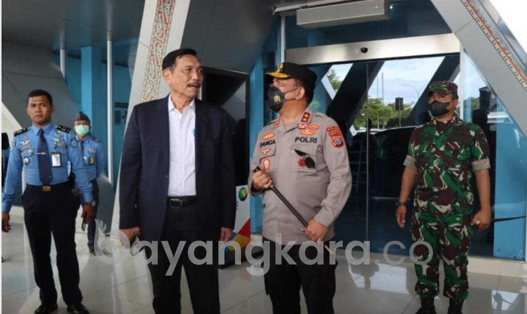 Kapolda Sumut Sambut Kedatangan Menko Marves Luhut Panjaitan