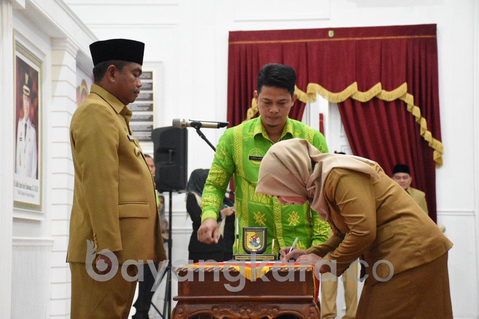 Bupati Sergai Kukuhkan 110 Orang Pimpinan Tinggi Pratama dan Jabatan Administrasi
