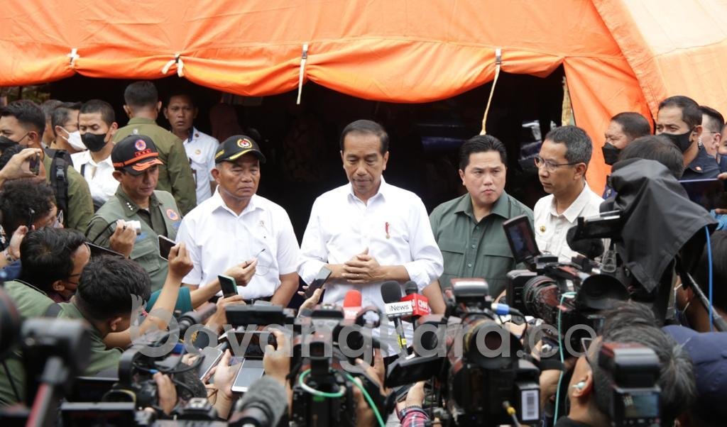 Kepala BNPB Dampingi Presiden Tinjau Lokasi Terdampak Kebakaran Pipa Depo Pertamina Plumpang