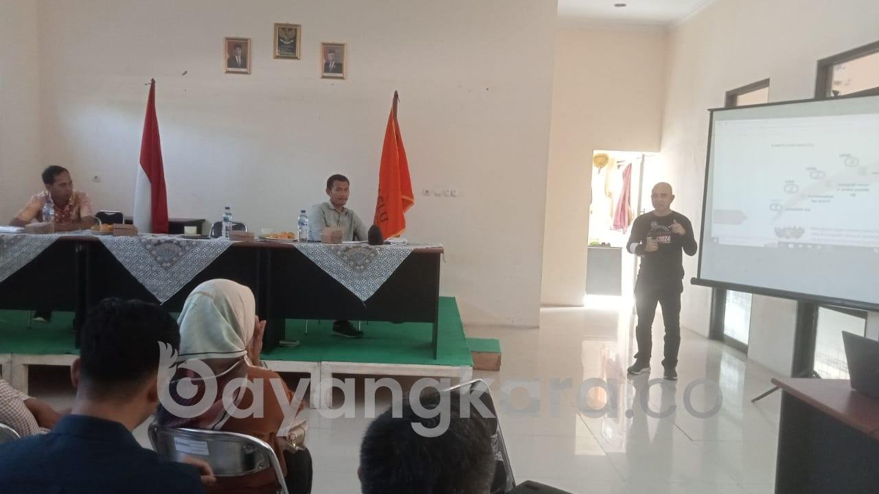 Pengawasan Partisipatif Bisa Tangkal Isu Politik Identitas