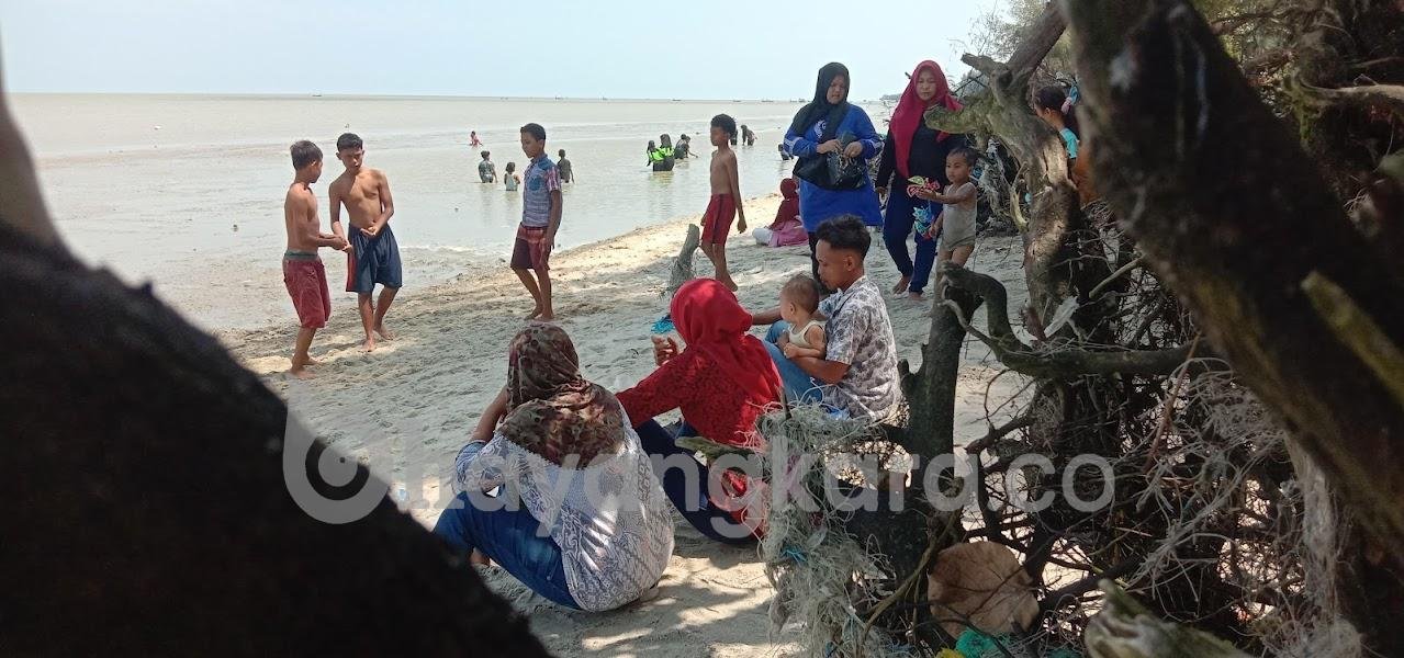 Libur Lebaran, Sejumlah Tempat Wisata di Serdang Bedagai Diserbu Pengunjung.