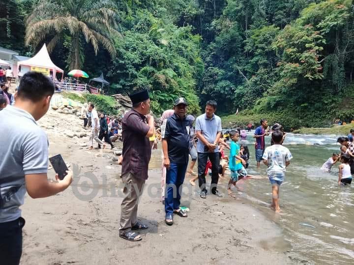 Bupati Serdang Bedagai Serta Rombongan keluarga Mengunjungi Wisata Arum Jeram Bah Bolon Desa Bartong