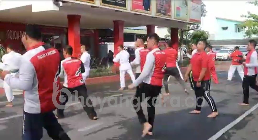 Petugas Rutan Kelas l Medan Gelar Latihan Kempo di Halaman Depan Rutan