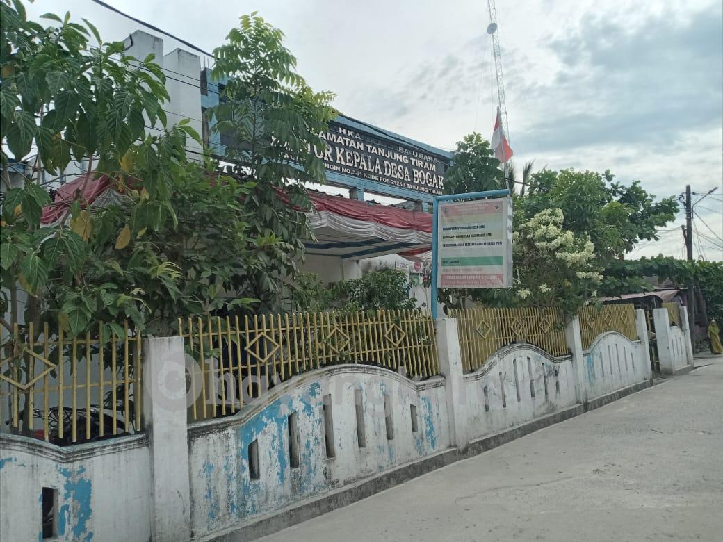Kades Bogak Menghindar Dikonfirmasi Terkait Anggaran Normalisasi Drainase/Parit.