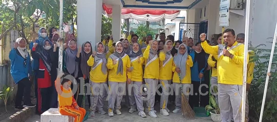 DESA BOGAK GOTONG ROYONG DENGAN TEMA “AKSI BERSIH & SEHAT MENUJU BATU BARA BERSIH”. 