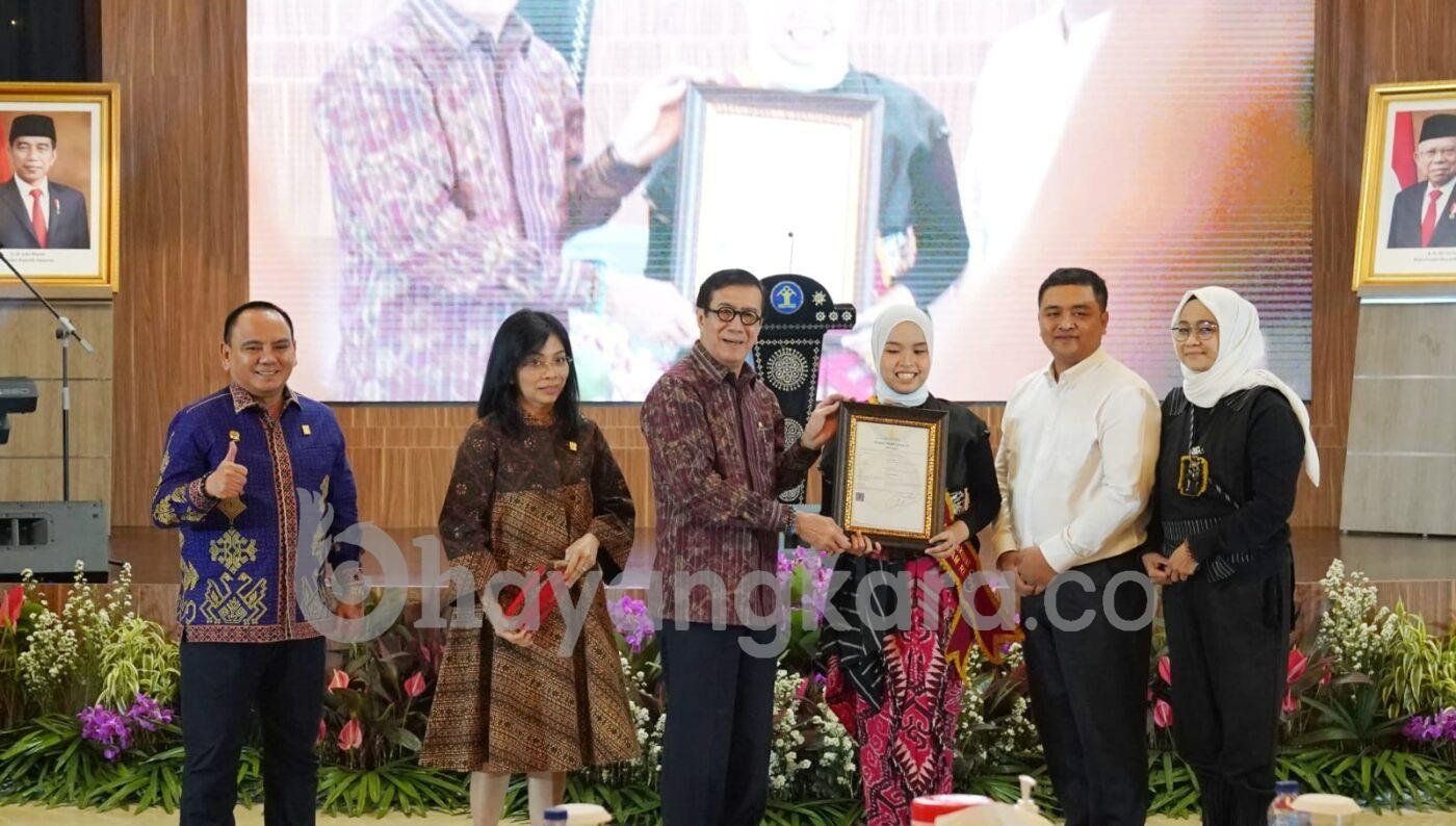 Menkumham Yasonna Berikan Apresiasi pada Putri Ariani