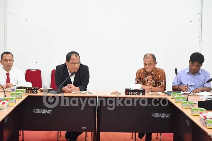Bupati Rapat Percepatan Penanggulangan Kemiskinan di Humbahas