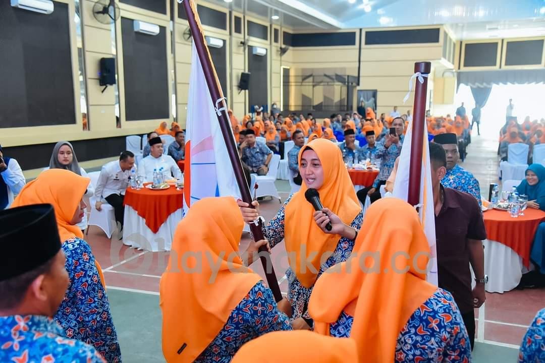 Ketua GPMB Kabupaten Batu Bara Ny. Hj. Maya Indriasari, S.E., Lantik Pengurus GPMB Kecamatan se-Kabupaten Batu Bara.