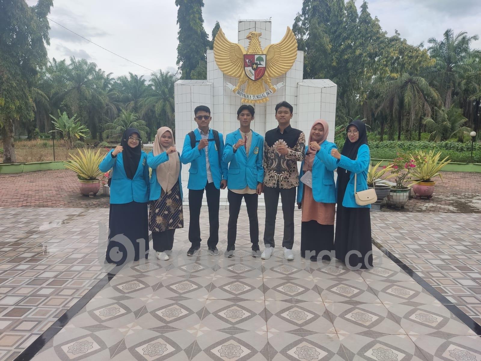 Mahasiswa IAIDU Asahan Menyoroti Rapat Paripurna DPRD Saat Mendengarkan Pidato Kenegaraan Presiden RI.