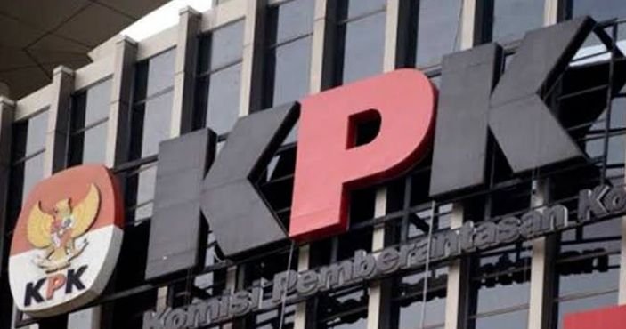 Bus KPK Sambangi 6 Kota Sumatera