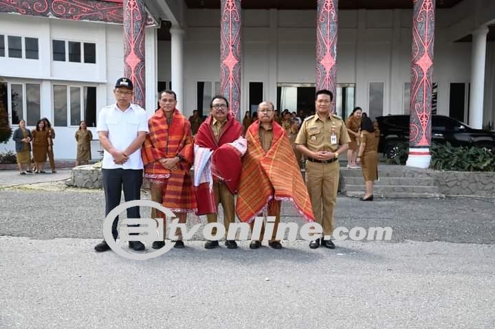 Sekdakab Humbahas Drs Tonny Sihombing M.IP Purna Bakti