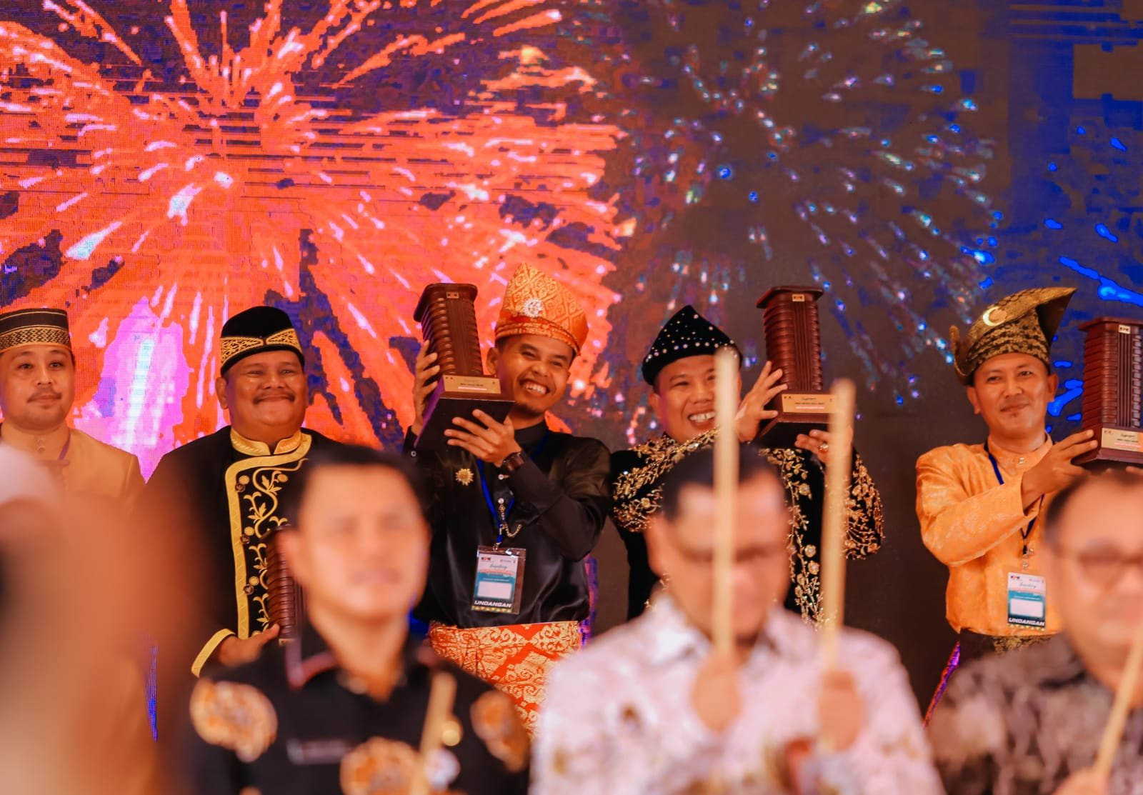 Desa Pulau Sejuk Kabupaten Batu Bara Terima Penghargaan Desa Antikorupsi