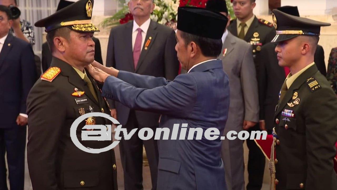 Presiden Jokowi Lantik Maruli Simanjuntak Jadi KSAD