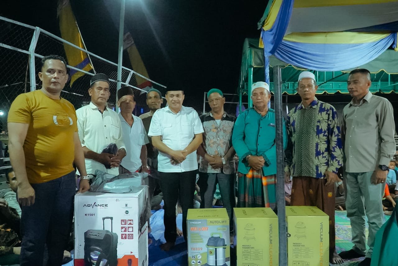 Bupades Ke Desa Guntung, Bupati Zahir Ajak gotong royong bedah rumah warga