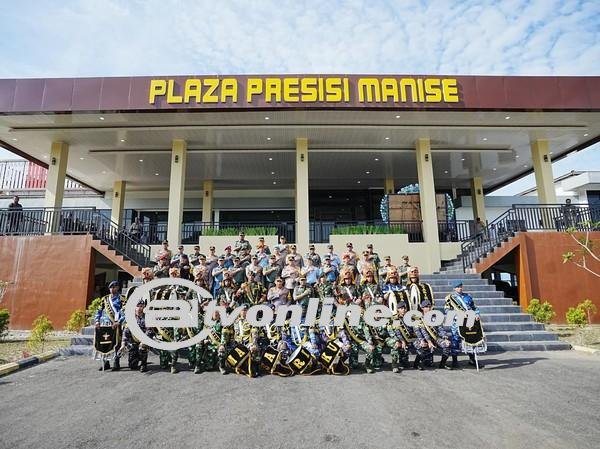 Kapolri dan Panglima TNI Resmikan Mapolda Maluku dan Plaza Presisi Manise