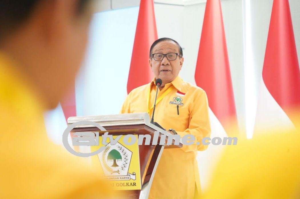 Akbar Tandjung Ucapkan Selamat Keberhasilan Airlangga Bawa Suara Golkar Naik