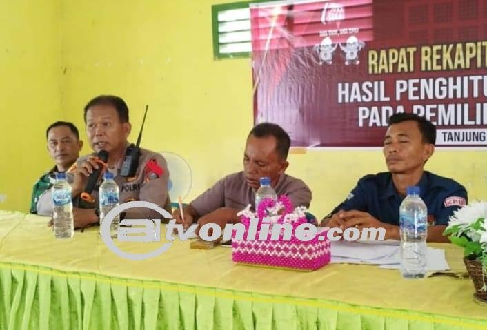 Polsek Tanjungberingin Pam Pleno Rekapitulasi Suara Hasil Pemilu Tingkat Kecamatan
