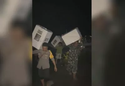 Sulit Akses hingga Tak Ada Listrik, Logistik Pemilu Tetap Diantarkan ke Kepulauan Terisolasi di Sumenep