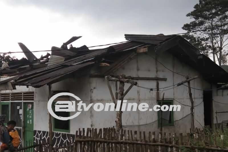 Bpbd Catat 16 Rumah Rusak Usai Puting Beliung Terjang Bandung
