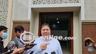 Airlangga Pastikan Peran Jokowi dalam Pemerintahan Baru, Program Prabowo-Gibran Tersorot